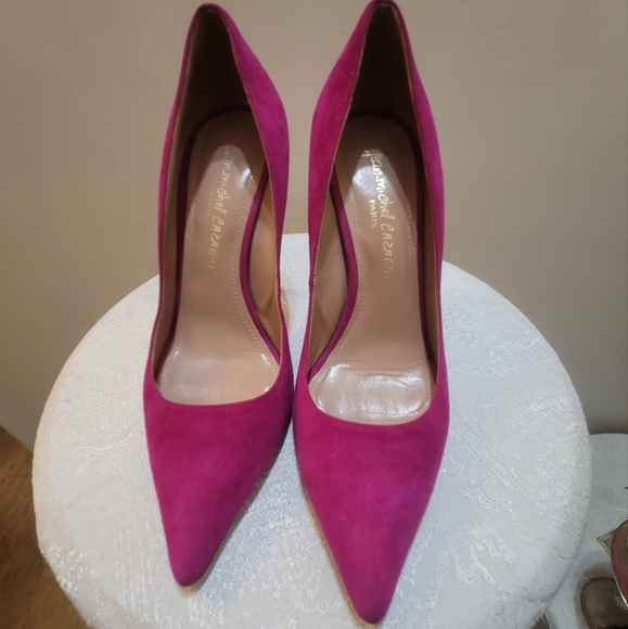 Hot pink, genuine leather suede, pointed toe high heel pumps - Picture 3 of 9